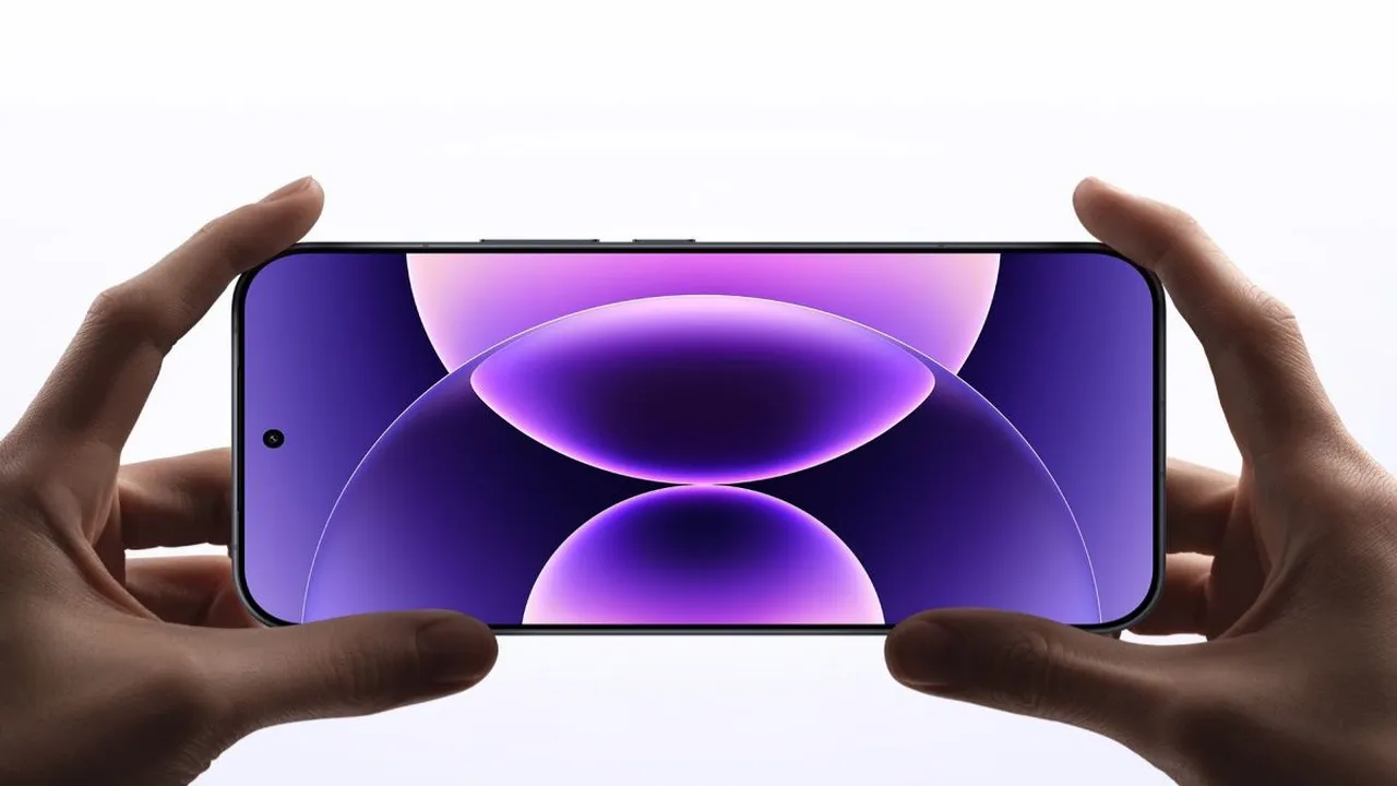 Xiaomi تكشف عن هاتف 17 Max ببطارية عملاقة سعتها 8000 ميلي أمبير